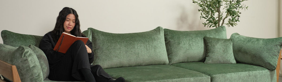 How to Choose the Right Size for a Custom Sectional Sofa