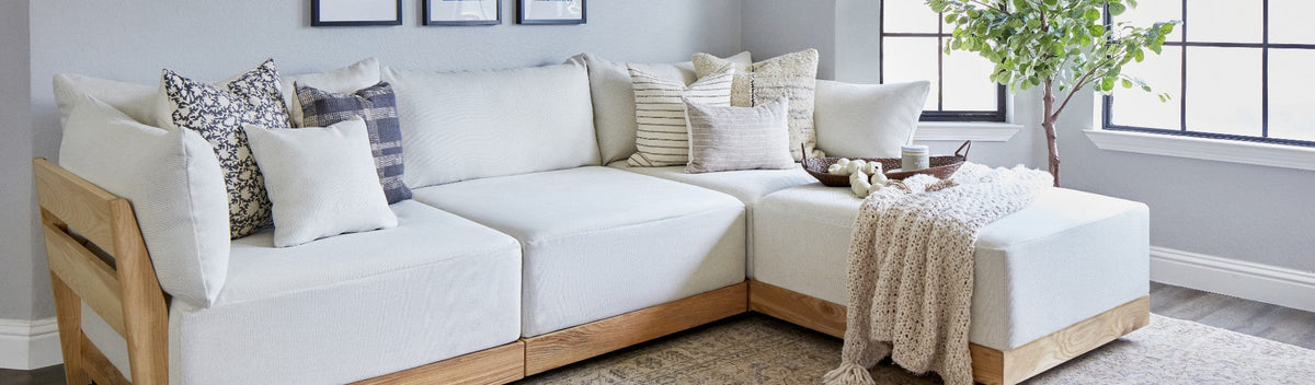How to Arrange a 3-Seater Sofa in Your Living Area